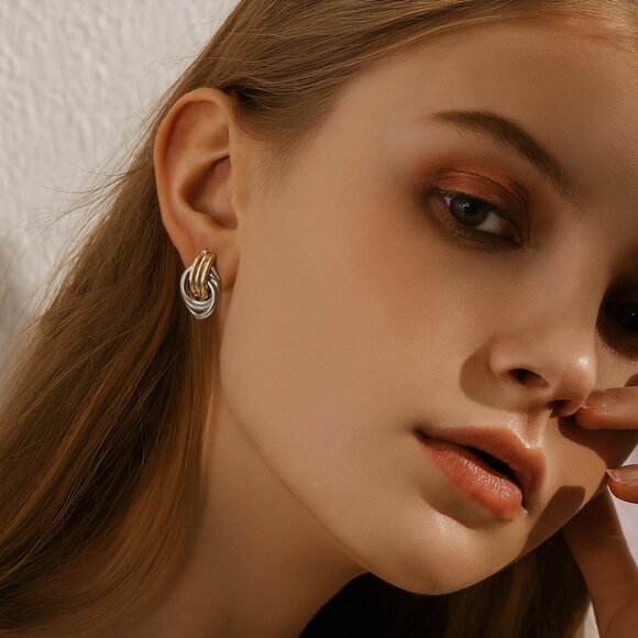 1Pair Women Stainless Steel Knot Design Chunky Earring - Picture 2 of 7